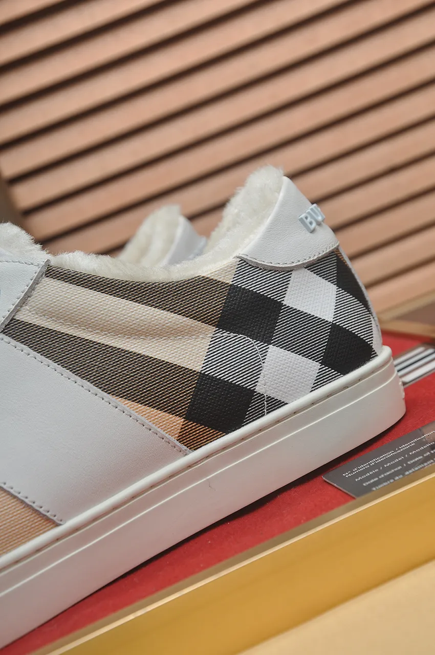 Men's shoes 💰480💶【Burberry】(wool lining) classic low-top sneakers｜Imported cowhide with classic plaid fabric｜wool lining｜original outsole｜fine workmanship and comfortable to wear Size: 38-44 (customized at 45)